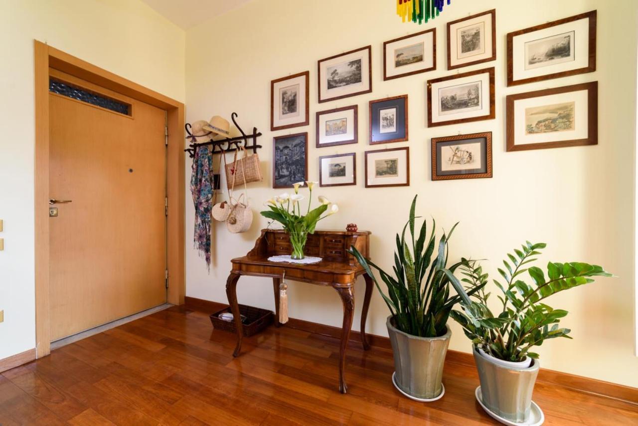 La Camelia Apartment Sorrento Luaran gambar